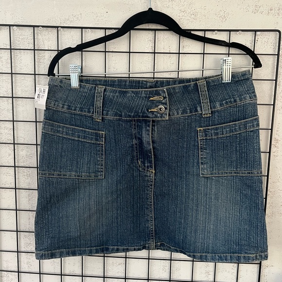Vintage Mini Denim Skirt - Picture 1 of 4